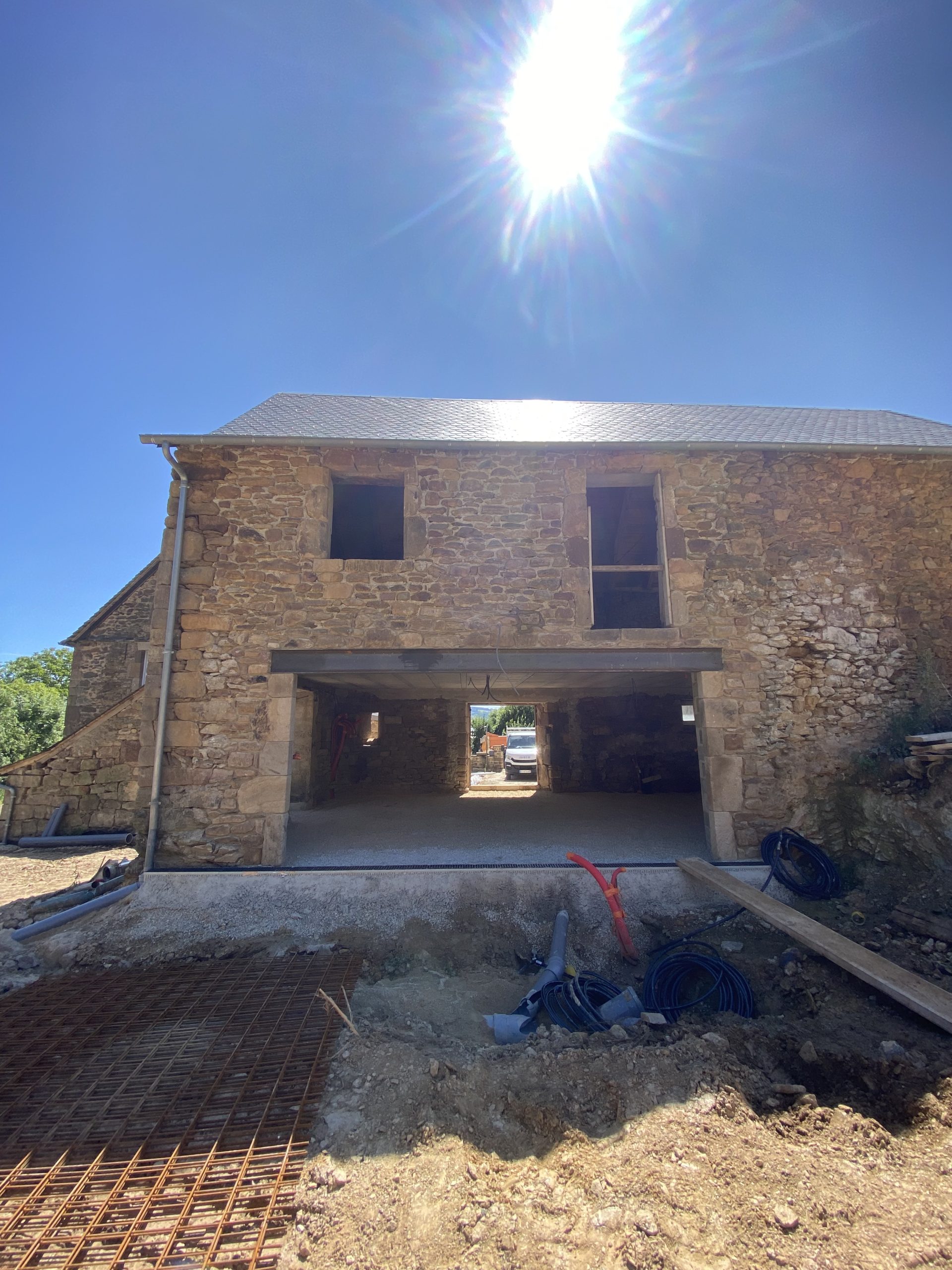 Ouverture d'un portail de garage - Saint-Geniez d'Olt